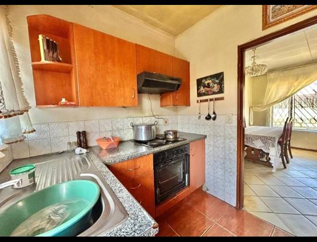 3 BEDROOM HOUSE FOR SALE IN MOROKA